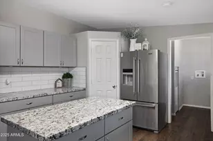 10438 E Bella Ln, San Tan Valley, AZ 85143 - Photo 16