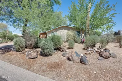 3702 W Abraham Lane, Glendale, AZ 85308 - Photo 6