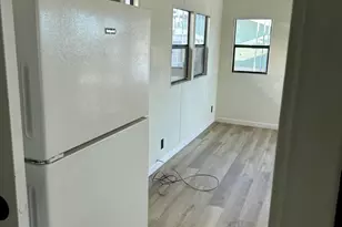 106 E Hedge Dr, Florence, AZ 85132 - Photo 4