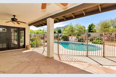 8818 N 47th Place, Phoenix, AZ 85028 - Photo 32