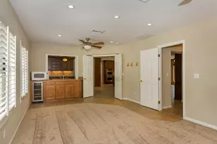 8818 North 47th Pl, Phoenix, AZ 85028 - Photo 16