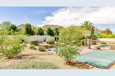 8818 N 47th Place, Phoenix, AZ 85028 - Photo 34