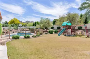 8818 North 47th Pl, Phoenix, AZ 85028 - Photo 30