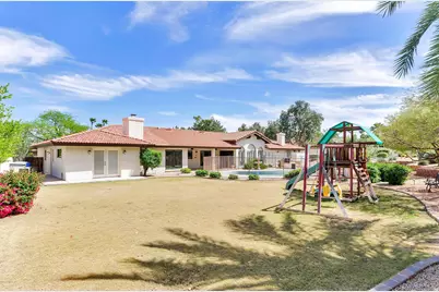 8818 N 47th Place, Phoenix, AZ 85028 - Photo 34