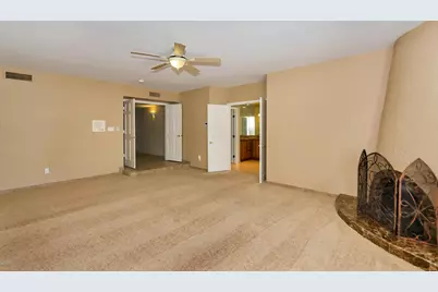 8818 N 47th Place, Phoenix, AZ 85028 - Photo 22