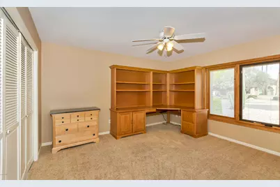 8818 N 47th Place, Phoenix, AZ 85028 - Photo 26