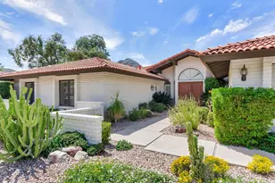 8818 North 47th Pl, Phoenix, AZ 85028 - Photo 1