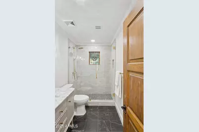 230 W Morten Avenue, Phoenix, AZ 85021 - Photo 44