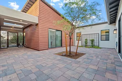 9527 S 13th Way, Phoenix, AZ 85042 - Photo 4