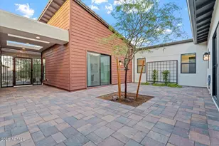 9527 S 13th Way, Phoenix, AZ 85042 - Photo 4