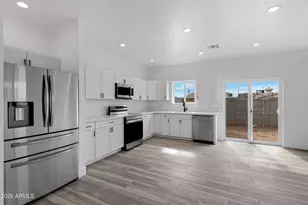 1527 W Hadley St, Phoenix, AZ 85007 - Photo 8