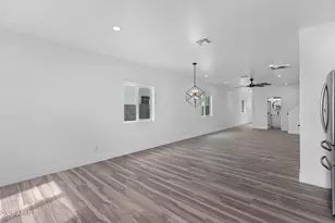 1527 W Hadley St, Phoenix, AZ 85007 - Photo 14