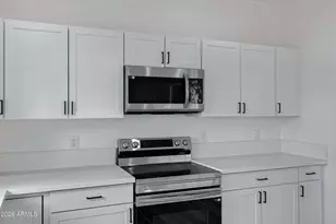 1523 W Hadley St, Phoenix, AZ 85007 - Photo 10