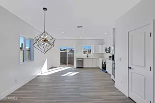 1523 W Hadley St, Phoenix, AZ 85007 - Photo 10