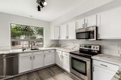 8431 S 50th Drive, Laveen, AZ 85339 - Photo 2