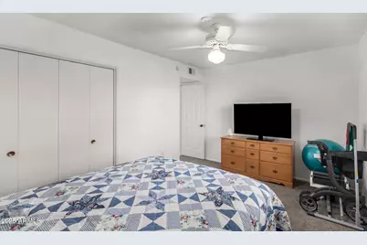 11024 W Peoria Avenue, Sun City, AZ 85351 - Photo 24