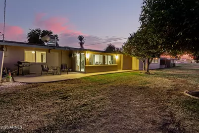 11024 W Peoria Avenue, Sun City, AZ 85351 - Photo 30