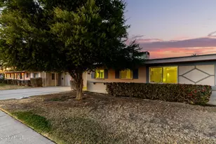 11024 W Peoria Ave, Sun City, AZ 85351 - Photo 2