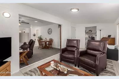 11024 W Peoria Avenue, Sun City, AZ 85351 - Photo 12