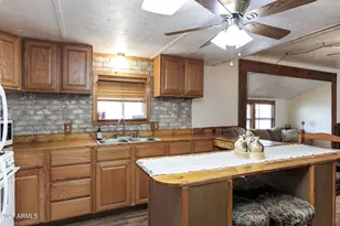 120 W Oneil Dr, Casa Grande, AZ 85122 - Photo 10