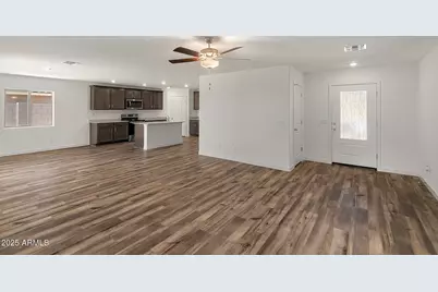 674 W Pintail Drive, Casa Grande, AZ 85122 - Photo 2