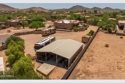 1324 W Lavitt Lane, Phoenix, AZ 85086 - Photo 48