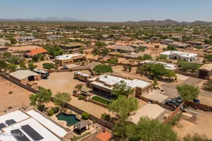 1324 W Lavitt Ln, Phoenix, AZ 85086 - Photo 50