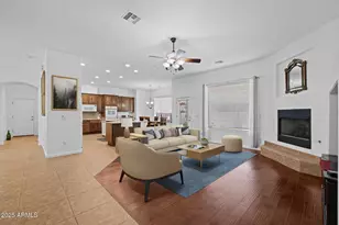 1324 W Lavitt Ln, Phoenix, AZ 85086 - Photo 8