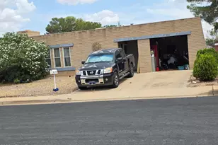 216 Highland Dr, Sierra Vista, AZ 85635 - Photo 2