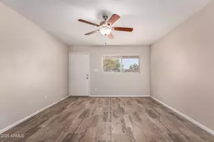 2112 W Dahlia Dr, Phoenix, AZ 85029 - Photo 6