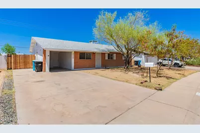 2112 W Dahlia Drive, Phoenix, AZ 85029 - Photo 2