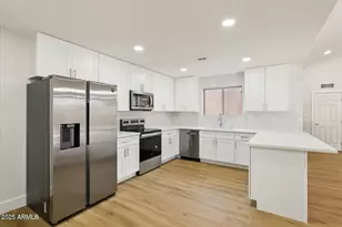 26034 S Glenburn Dr, Sun Lakes, AZ 85248 - Photo 2