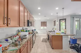 18328 W Saguaro Ln, Surprise, AZ 85388 - Photo 14