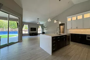 4558 E Chuckwalla, Phoenix, AZ 85044 - Photo 4