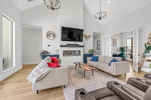 29617 W Eagle Dr, Palo Verde, AZ 85343 - Photo 6