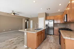 949 E Indian Wells Pl, Chandler, AZ 85249 - Photo 8