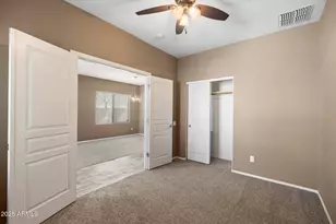 949 E Indian Wells Pl, Chandler, AZ 85249 - Photo 16