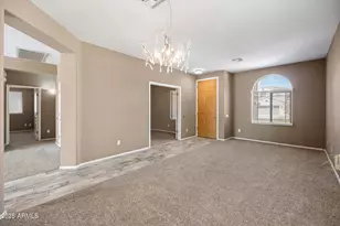 949 E Indian Wells Pl, Chandler, AZ 85249 - Photo 12