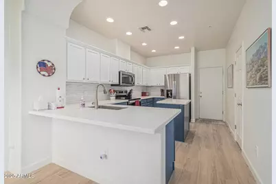 42424 N Gavilan Peak Parkway #19102, Anthem, AZ 85086 - Photo 10