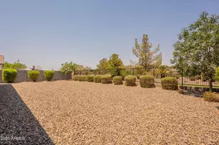 18046 N Stonegate Rd, Maricopa, AZ 85138 - Photo 26