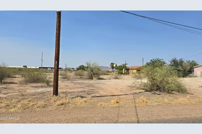 1Xx4 W Powell Street #4, Aguila, AZ 85320 - Photo 6