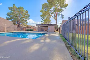 629 N Mesa Dr, Mesa, AZ 85201 - Photo 34
