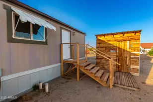 67754 Prose St, Salome, AZ 85348 - Photo 32