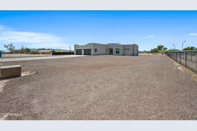 29108 N 205 Avenue, Wittmann, AZ 85361 - Photo 6