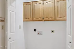 8100 E Camelback Rd, Scottsdale, AZ 85251 - Photo 48