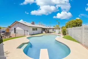 4613 S Rita Ln, Tempe, AZ 85282 - Photo 2