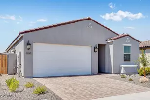 18147 W Hiddenview Dr, Goodyear, AZ 85338 - Photo 34