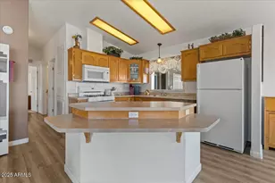 2054 N Thornton Rd, Casa Grande, AZ 85122 - Photo 8