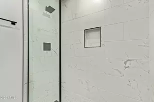 9845 N 15th Ave, Phoenix, AZ 85021 - Photo 22