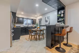 251 W Desert Dr, Phoenix, AZ 85041 - Photo 4